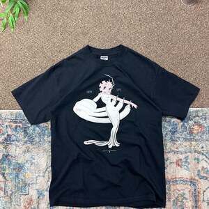 Vintage 1996 Betty Boop Lush Life Graphic T-Shirt